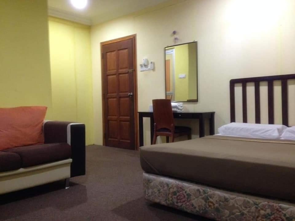 Pasir Mas Hotel Nawar מראה חיצוני תמונה